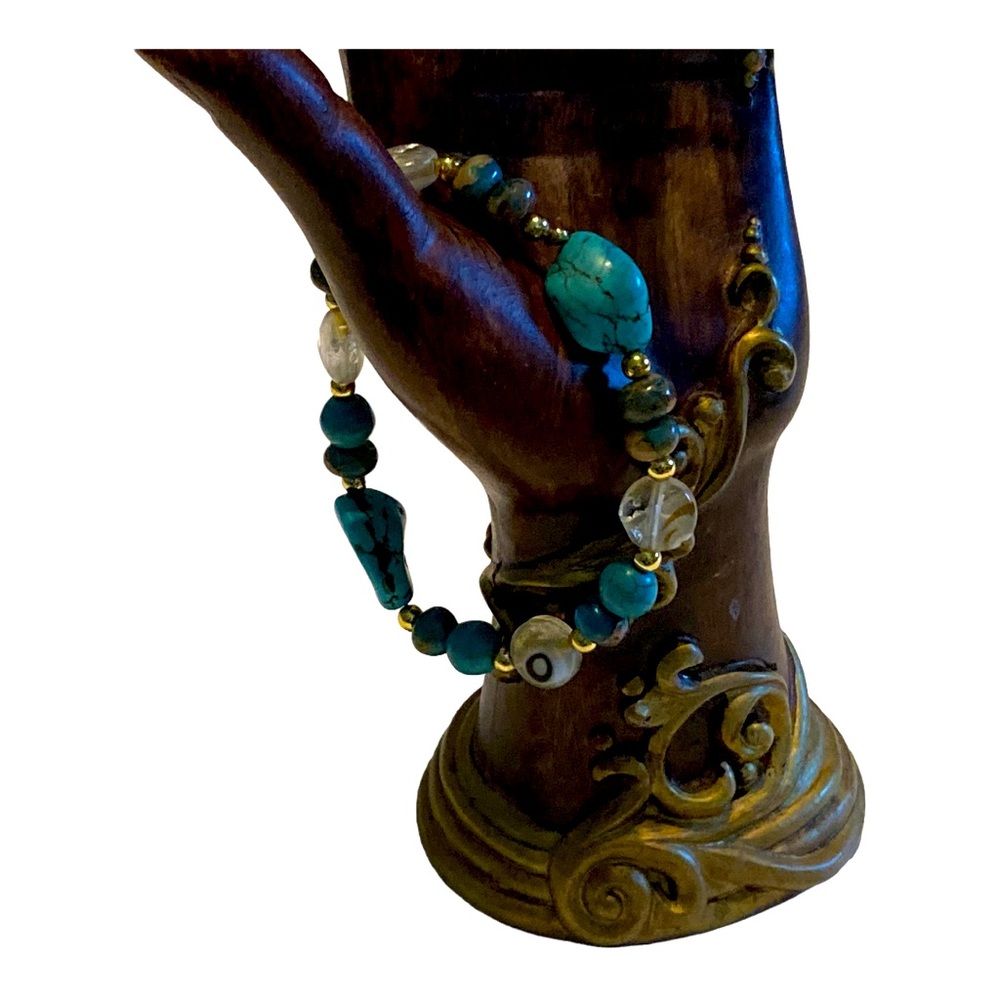 Handmade Bracelet. Blue turquoise pebble nugget beads.